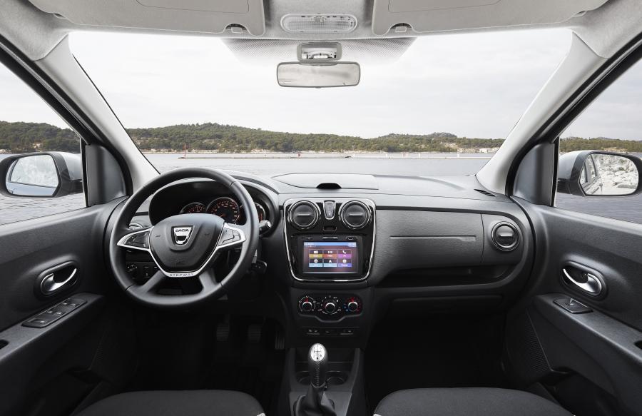 Торпедо Dacia Lodgy Stepway 2016 года  (фото 4 из 4)